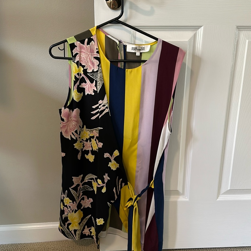 Diane Von Furstenberg Top Size Medium